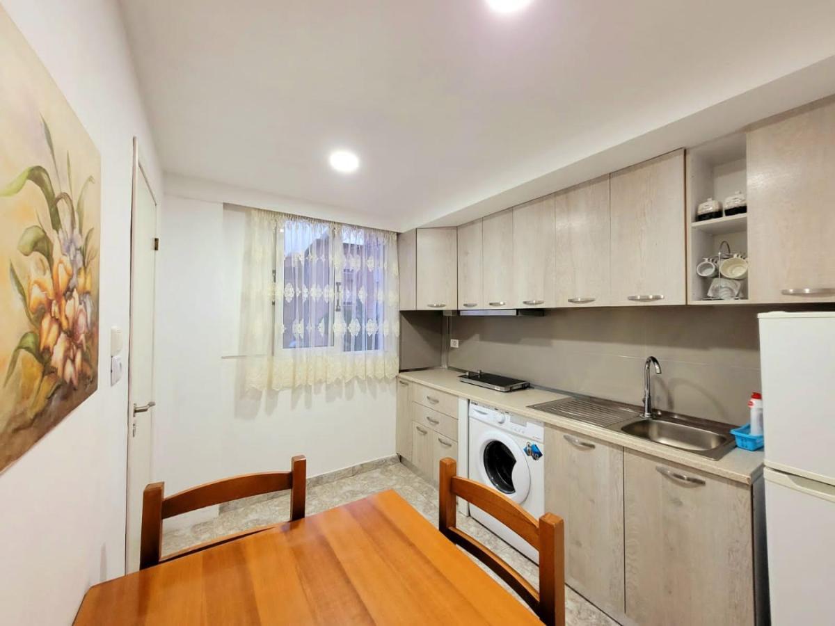 Anis Apartments Саранда Экстерьер фото