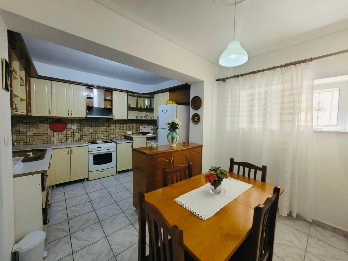 Anis Apartments Саранда Экстерьер фото