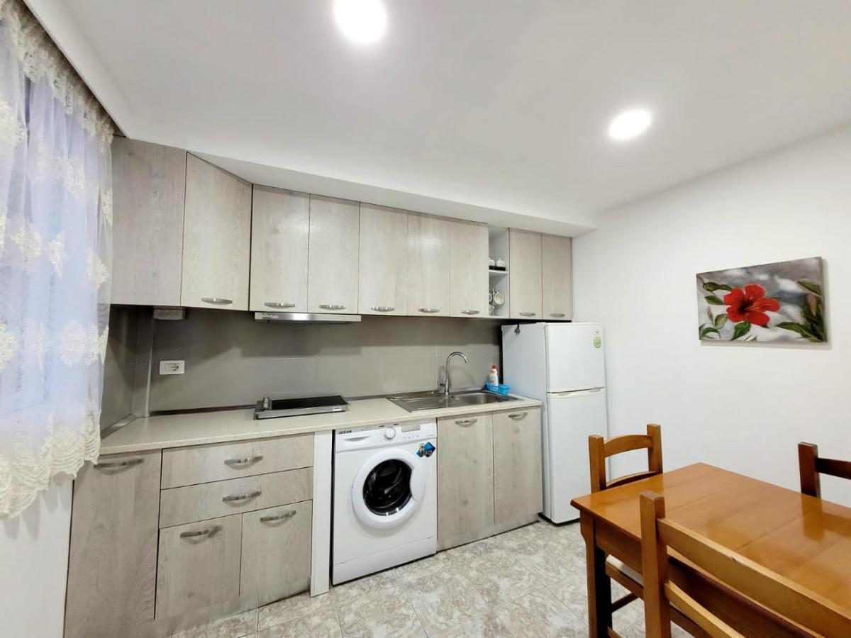Anis Apartments Саранда Экстерьер фото